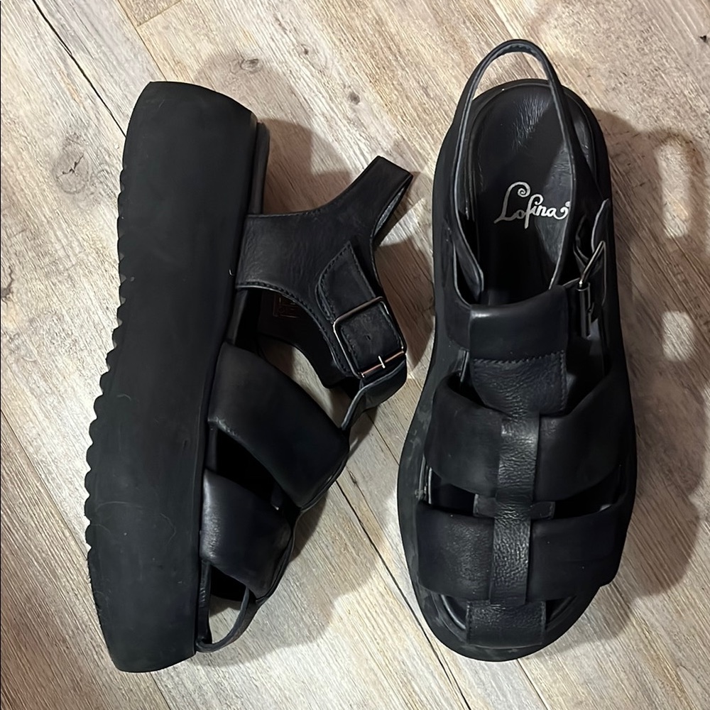 Lofina Black Sandals